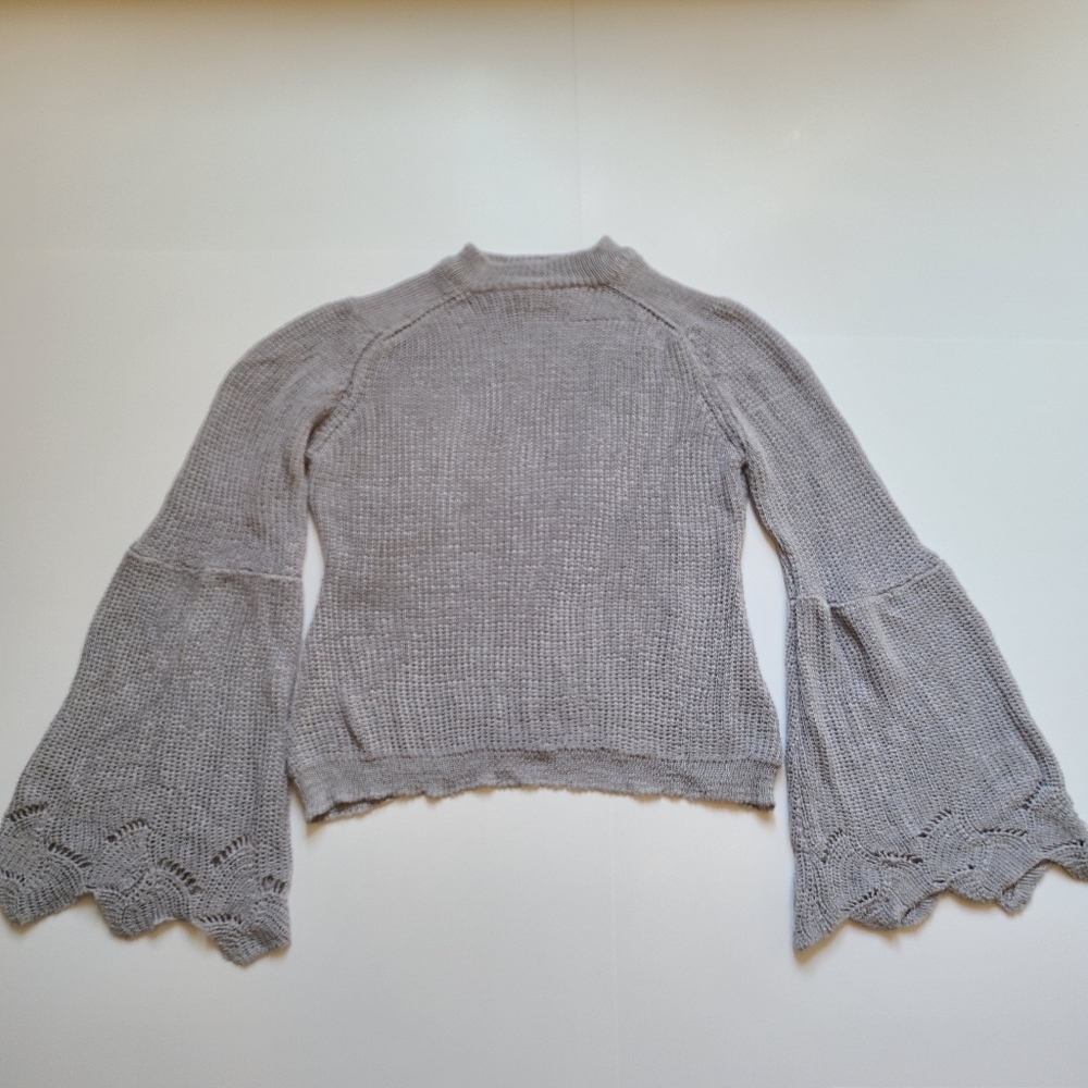 Elliatt Revolve Crop Sweater Pointelle Open Knit - Picture 3 of 8